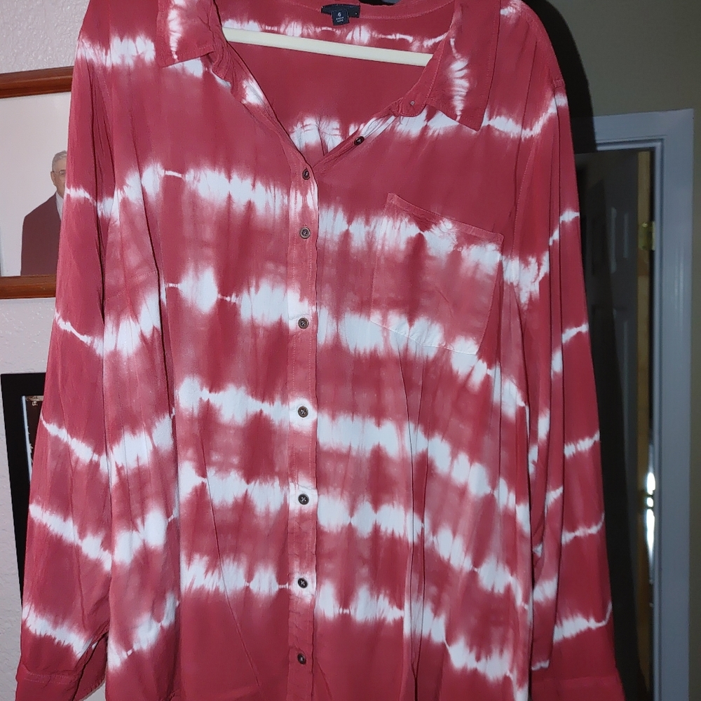 EUC torrid blouse. Size 6.